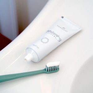 Faramsi whitening toothpaste